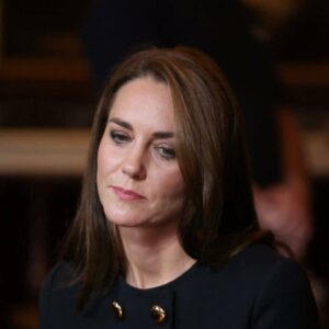 Kate Middleton left Windsor… Kate Middleton left Windsor…