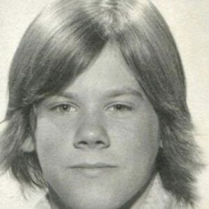 WHO IS THIS ACTOR, WHO WAS LIVING WITH 0 A MONTH, AND NOW HAS A FARM WITH HIS FAMILY WHO IS THIS ACTOR, WHO WAS LIVING WITH 0 A MONTH, AND NOW HAS A FARM WITH HIS FAMILY