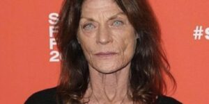 She was once a movie star whose intense gaze and sky-blue eyes drove fans wild. But now, age has taken its toll, and she has aged significantly….